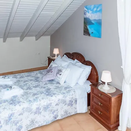 Captain's Quarters At Fiscardo Waterfront-feel The Breeze Apartamento