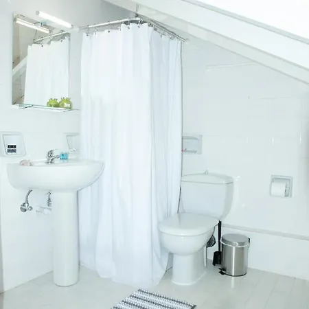 Captain's Quarters At Captains Lägenhet
